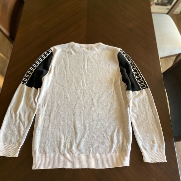 Sweater - Picture 3 of 3